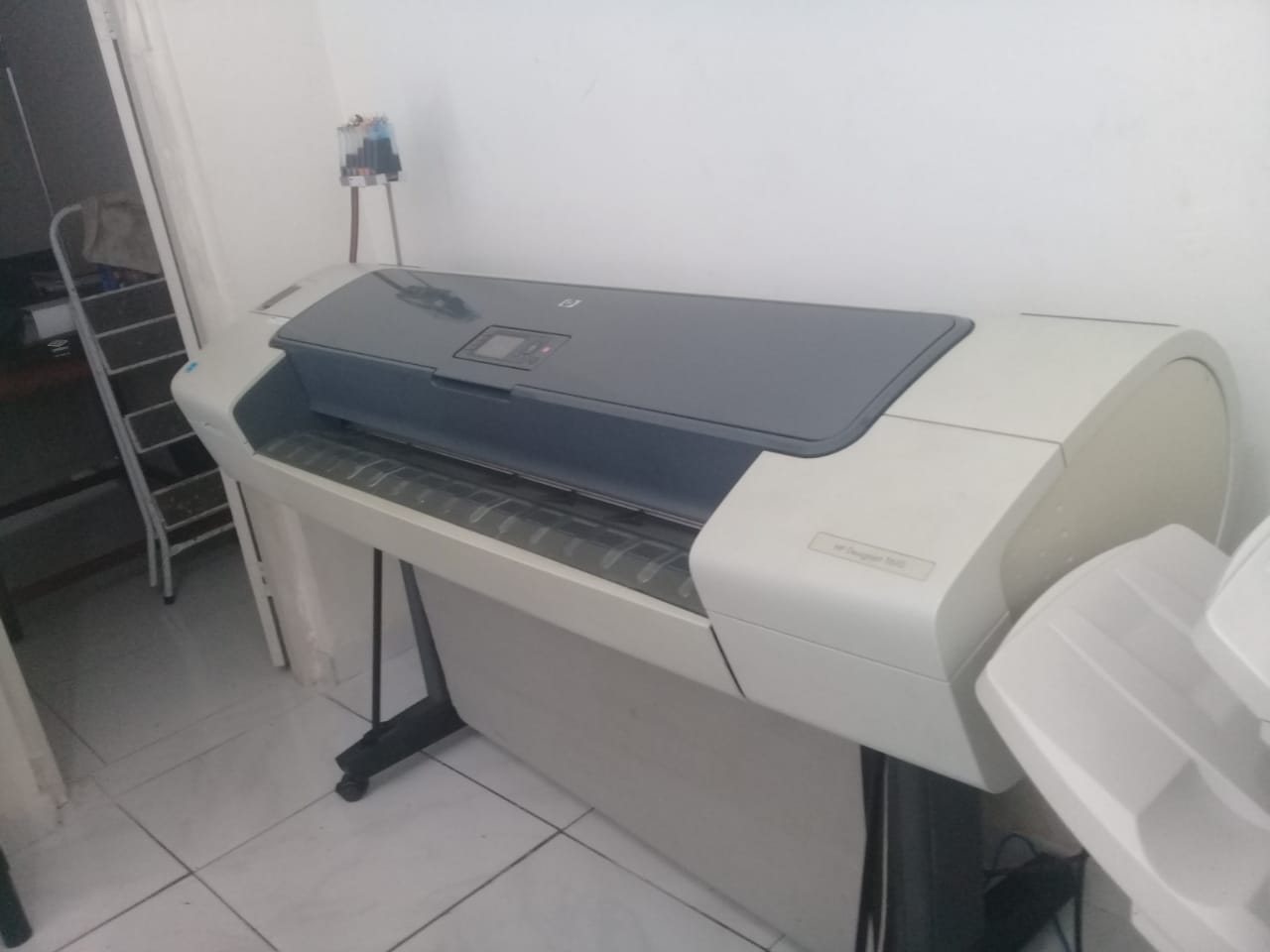 Plotter de grande formato para cópia de projetos